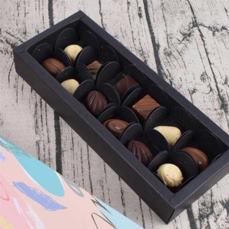 200/100Pcs Chocolate Wrappers Chocolate Paper Candy Cups Tray Paper Dessert Chocolate Base Packaging Liners For Birthday Wedding Y0712
200/100Pcs Chocolate Wrappers Chocolate Paper Candy Cups Tray Paper Dessert Chocolate Base Packaging Liners For Birthday Wedding Y0712