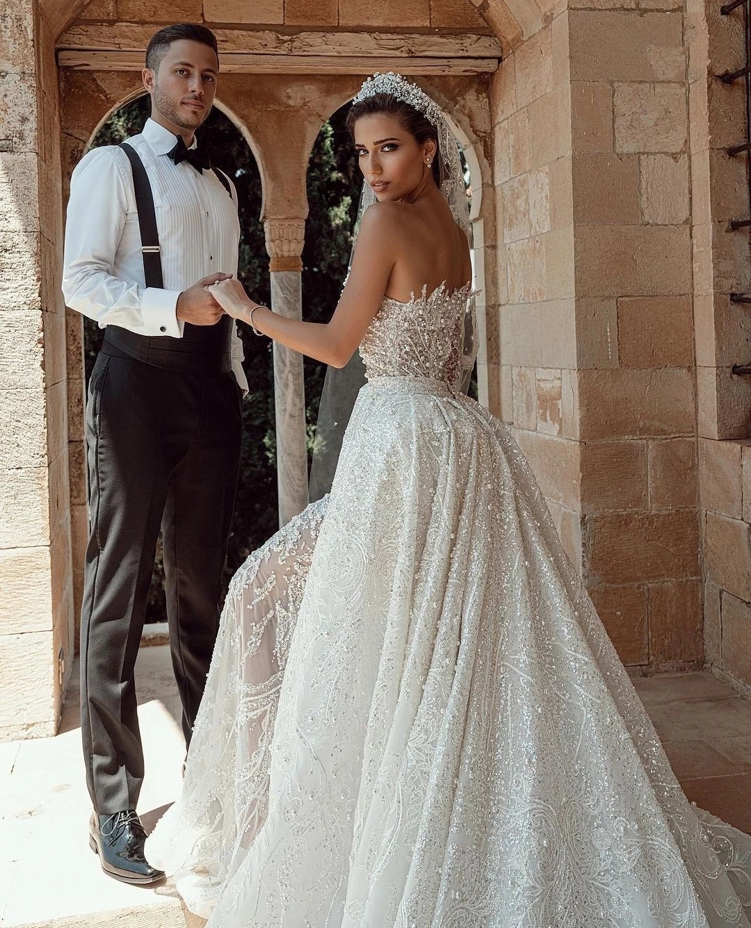 More Pearls One Shoulder Wedding Dresses Luxurious Lace Appliques Bridal Gown Custom Made With Detachable Train Robes De Mariée