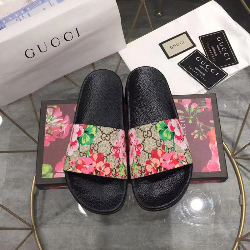 Mens Designers Slides Womens Guccie Slippers Fashion Luxurys Floral Slipper Leather Rubber Flats Sandals Summer Beach Shoes Loafers Gear Bot, Black
Mens Designers Slides Womens Guccie Slippers Fashion Luxurys Floral Slipper Leather Rubber Flats Sandals Summer Beach Shoes Loafers Gear Bot, Black