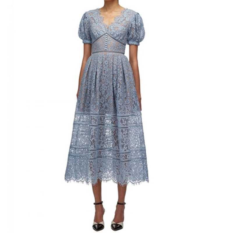 ZAWFL Runway Summer Dress Women' Sexy Embroidery Puff Sleeve Ruffles Shirt Self Portrait Vestidos Lace Party 210525, Picture color
ZAWFL Runway Summer Dress Women' Sexy Embroidery Puff Sleeve Ruffles Shirt Self Portrait Vestidos Lace Party 210525, Picture color