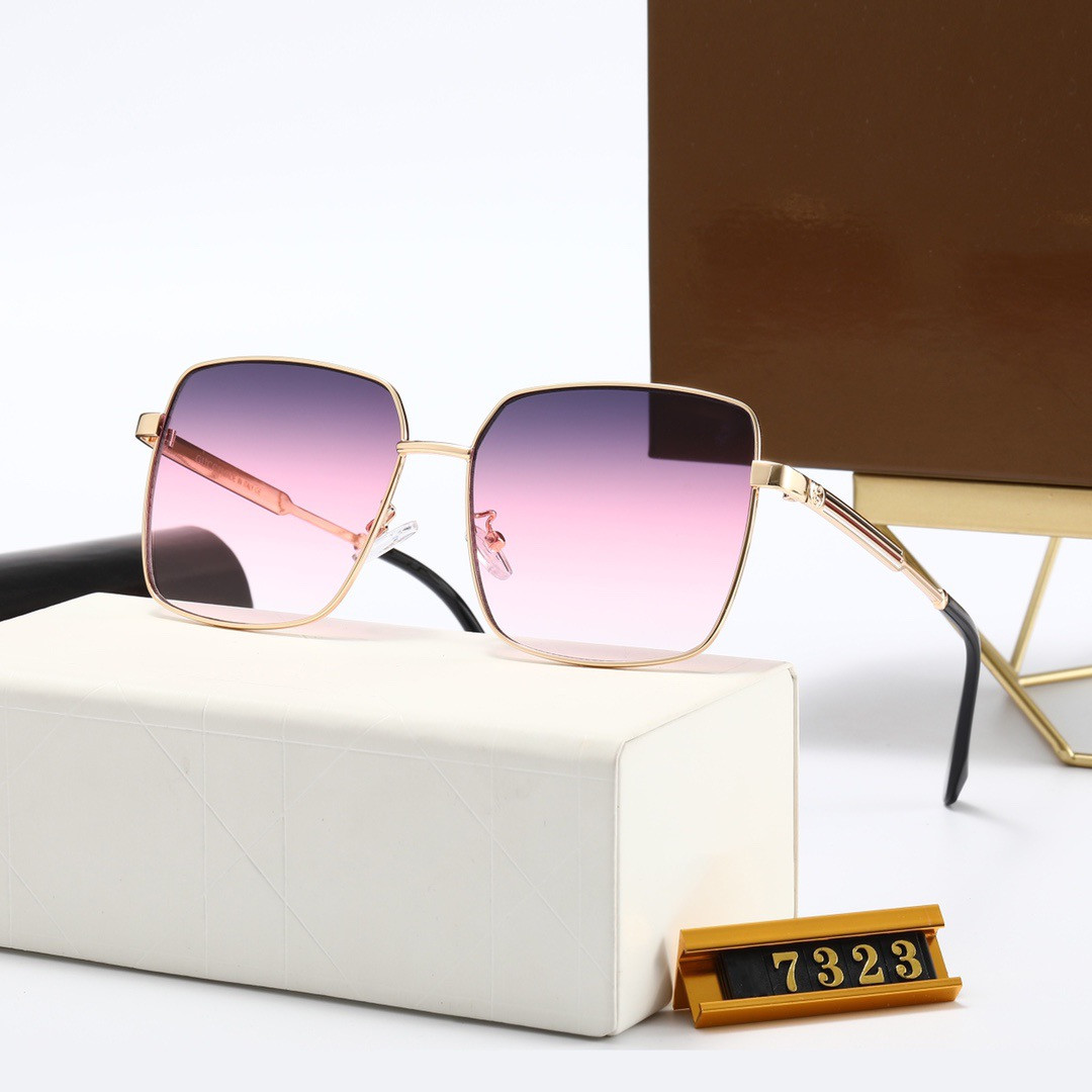 2021 Brand design Sunglasses women men designer Good Quality Fashion metal Oversized vintage female male UV400
2021 Brand design Sunglasses women men designer Good Quality Fashion metal Oversized vintage female male UV400