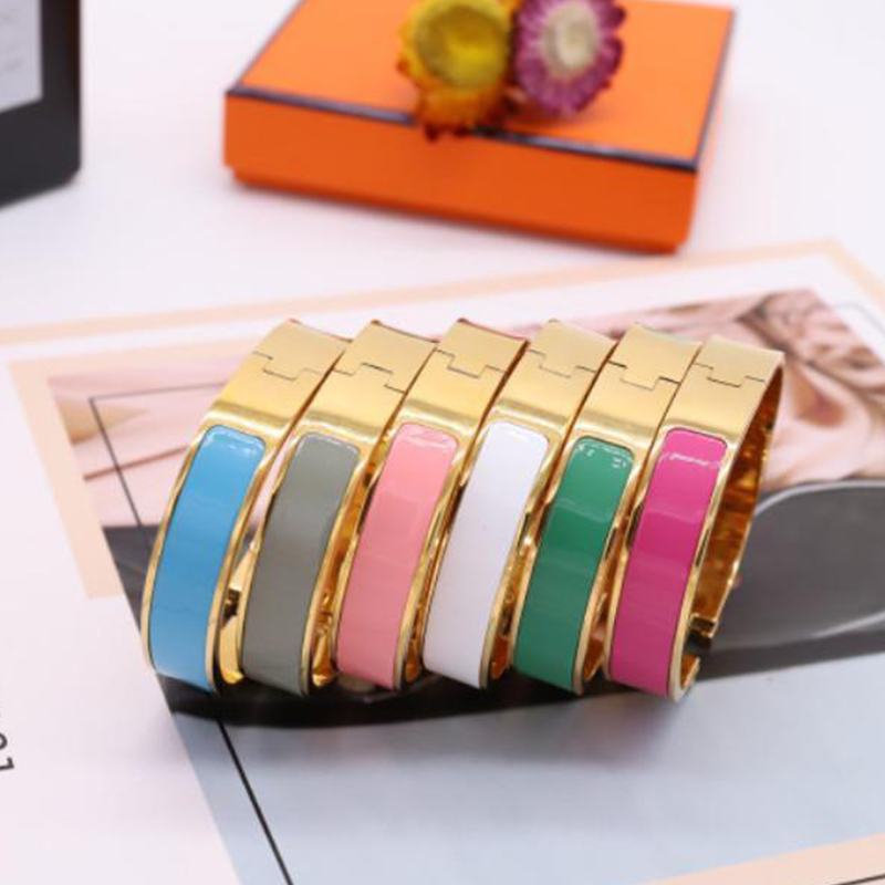 luxury White Bangle women stainless steel couple bracelet fashion jewelry Valentine Day gift for girlfriend accessories wholesale
luxury White Bangle women stainless steel couple bracelet fashion jewelry Valentine Day gift for girlfriend accessories wholesale