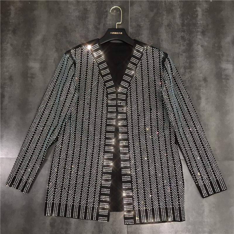 Women's Jackets 2021 Fashion V-neck Luxury Bling Diamonds Beaded Knitting Cardigan Women Summer Thin Woman Suit Diamond Coat, Black
Women's Jackets 2021 Fashion V-neck Luxury Bling Diamonds Beaded Knitting Cardigan Women Summer Thin Woman Suit Diamond Coat, Black