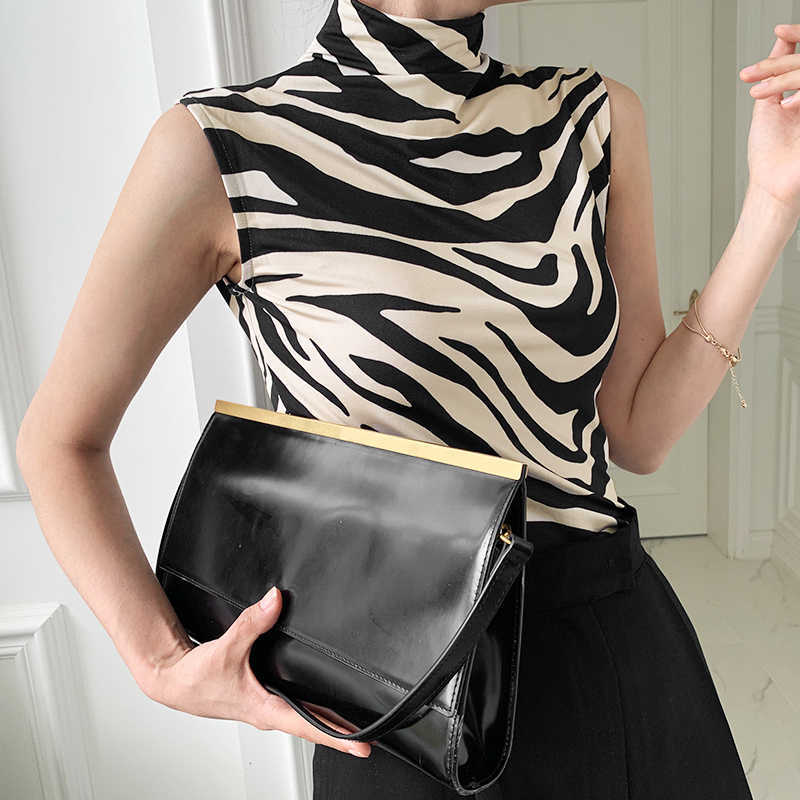 Korejpaa Women T-Shirt Summer Korean Chic Stand-Up Collar Zebra Pattern Contrast Color Slim-Fit Sleeveless Knit Pullovers 210526