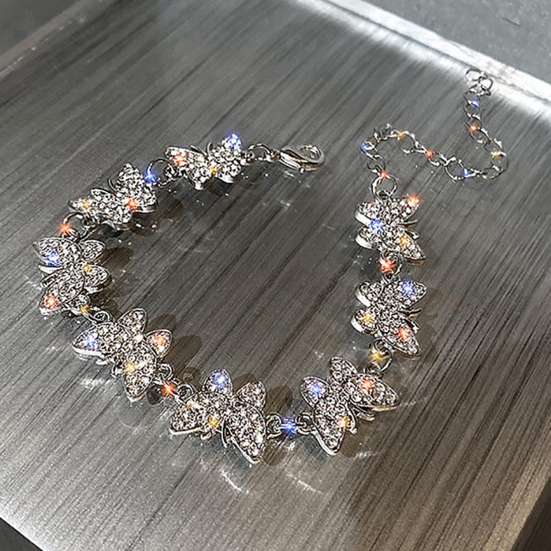 Uilz Arrival Single Layer Butterfly Bracelet Simple Girls Sweet Pendant Charm Bracelets Hand Jewelry For Women
Uilz Arrival Single Layer Butterfly Bracelet Simple Girls Sweet Pendant Charm Bracelets Hand Jewelry For Women