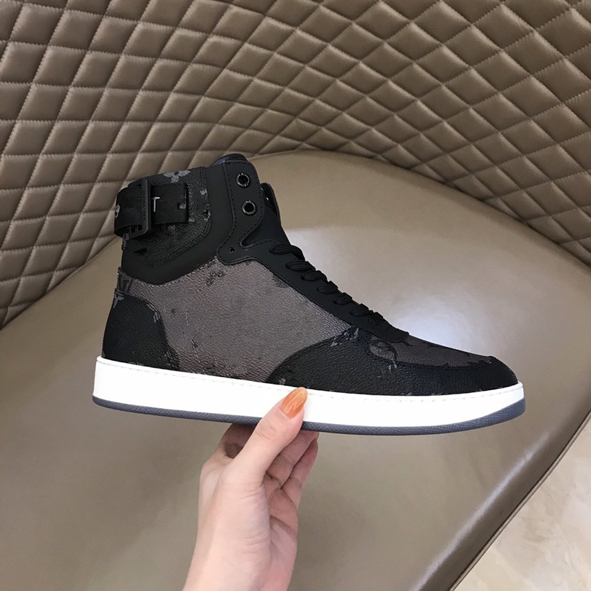 high quality luxury designer shoes luis lvlouis LVLouisVitton Vutton louie high top leather RIVOLI SNEAKER trainer men sneakers, Black
high quality luxury designer shoes luis lvlouis LVLouisVitton Vutton louie high top leather RIVOLI SNEAKER trainer men sneakers, Black