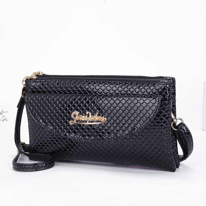 2021 Korean Women's Single Shoulder Slant Span Dual-purpose Double Layer Handle Middle-aged and Old M's Bag, Small black
2021 Korean Women's Single Shoulder Slant Span Dual-purpose Double Layer Handle Middle-aged and Old M's Bag, Small black