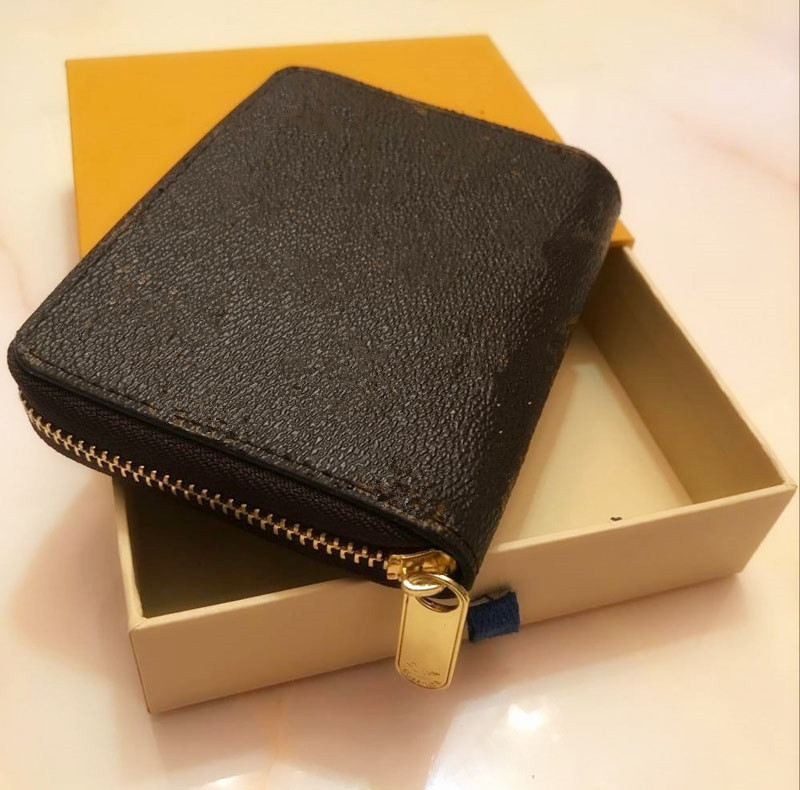 2022 Real Leather Luxury Designers Women wallet single zipper men's wallet Fashion short purse with gift box Card Holders Fashion accessori
2022 Real Leather Luxury Designers Women wallet single zipper men's wallet Fashion short purse with gift box Card Holders Fashion accessori