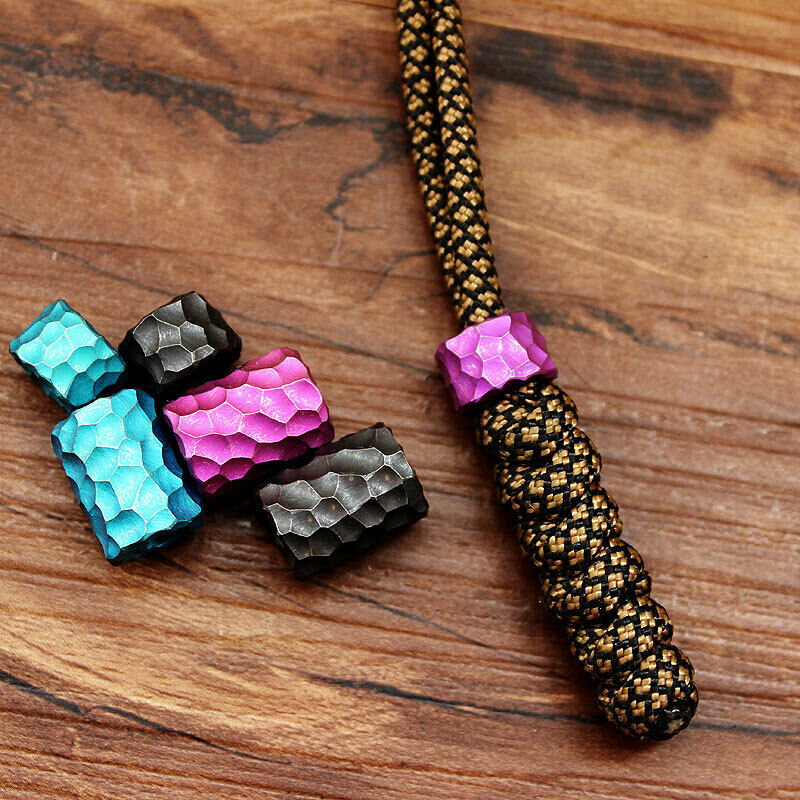 EDC Handmade Carving TC4 Titanium Parachute cord Bead Pendant lanyard Multi Tool Factory Direct Sales DZ120
EDC Handmade Carving TC4 Titanium Parachute cord Bead Pendant lanyard Multi Tool Factory Direct Sales DZ120