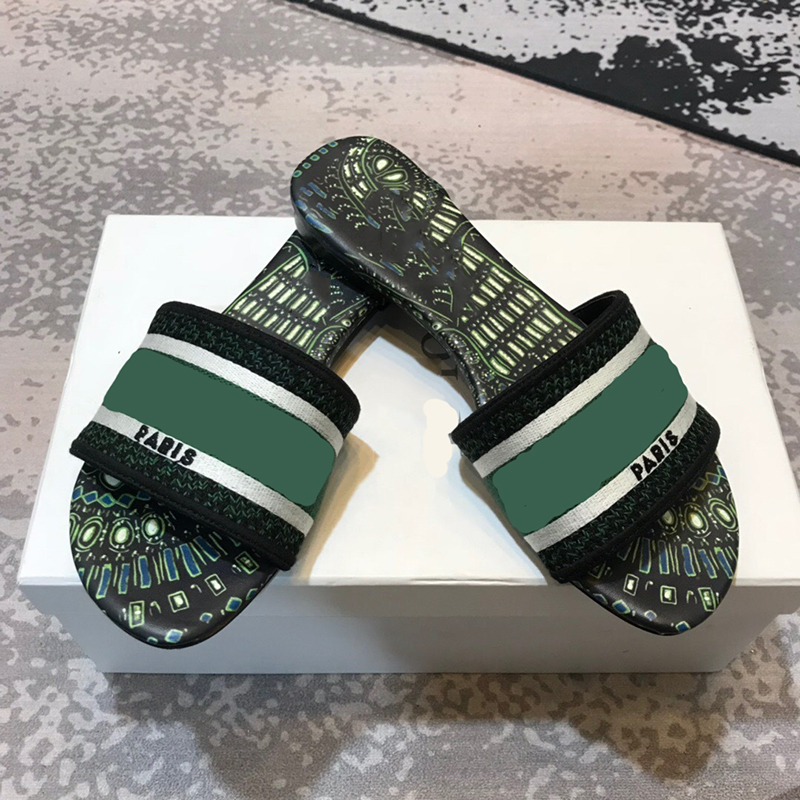 New fashion women designer slippers open toe printing summer beach sandals flat heel flip-flops 8 colors size 35-42, Black
New fashion women designer slippers open toe printing summer beach sandals flat heel flip-flops 8 colors size 35-42, Black