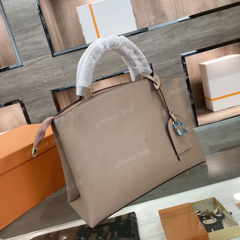 giftstore_bag 2021 high quality women's hand bag messenger wallet lady handbaghandbag shoulderbag Luxury
giftstore_bag 2021 high quality women's hand bag messenger wallet lady handbaghandbag shoulderbag Luxury