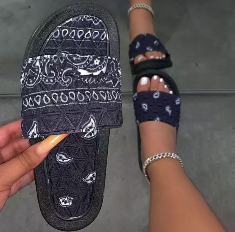 Slippers Bandana Slides Women Cool Graffiti Home Women's Summer Sandals Red Blue Black Tie Dye Footwear Wholesale