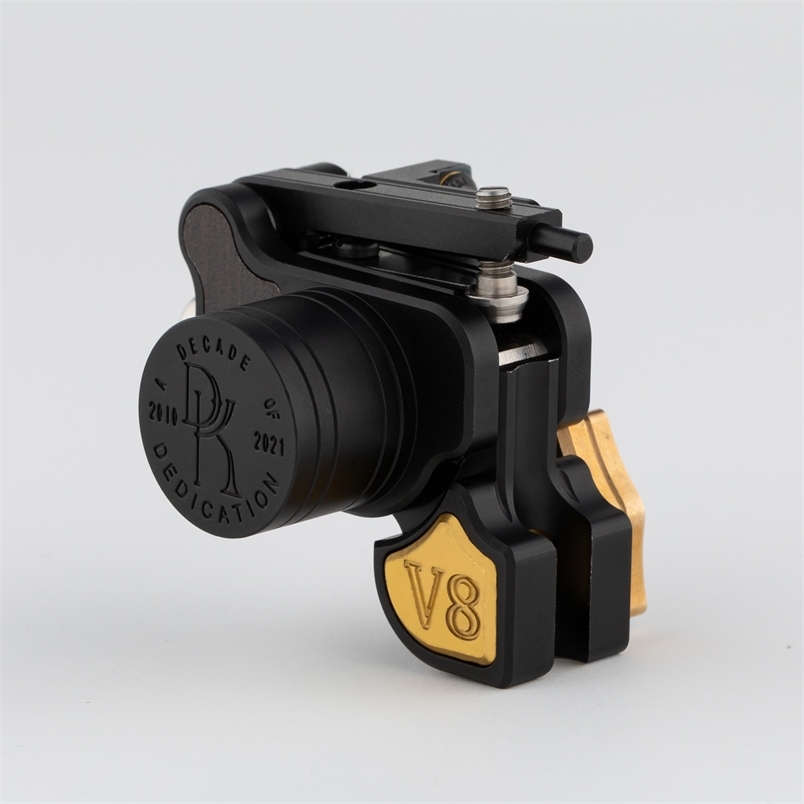 DK V8 Rotary Tattoo Machine Commemorative Japan Coreless Motor Gun Liner Shader Gray & Black Color 210915
DK V8 Rotary Tattoo Machine Commemorative Japan Coreless Motor Gun Liner Shader Gray & Black Color 210915