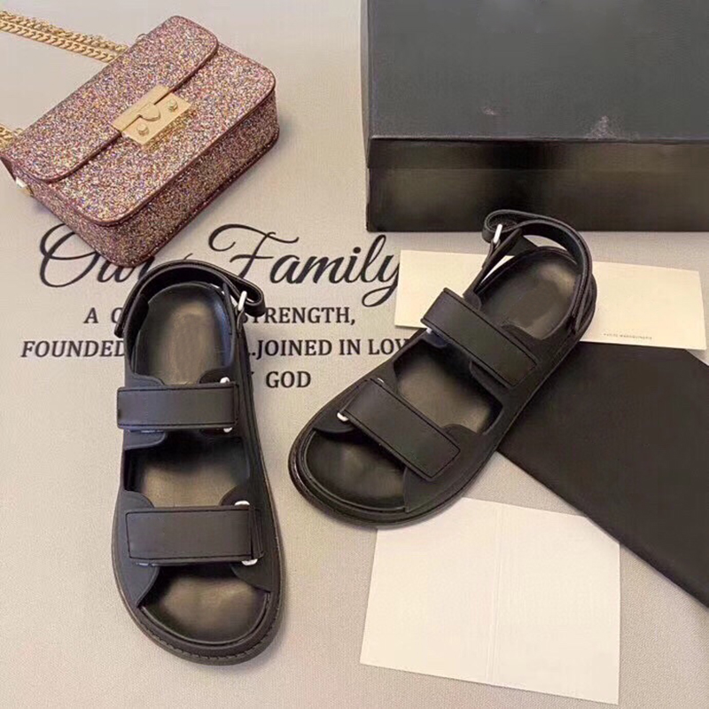 2022 luxury bubble running women's sandals designer jelly beach soft sole leather denim plastic smooth sports leisure platform multi color, S1-black
2022 luxury bubble running women's sandals designer jelly beach soft sole leather denim plastic smooth sports leisure platform multi color, S1-black