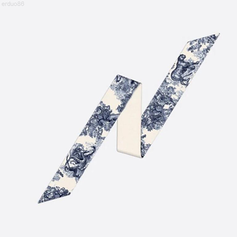 Silk Scarf 100% Natural Fashion Accessories Hairband Ladies High-end 105*6cm Two colors are available
Silk Scarf 100% Natural Fashion Accessories Hairband Ladies High-end 105*6cm Two colors are available