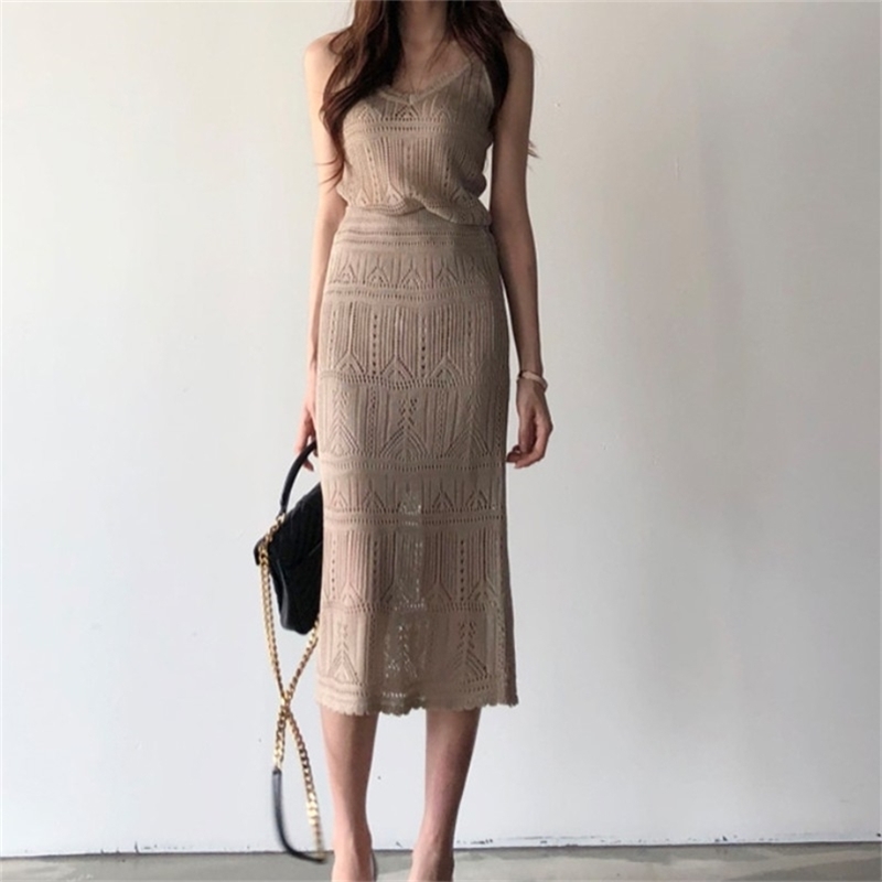 Summer 2 Piece Sets Elegant Women Knitted Hollow Out Vest Crop Top + High Waist Bodycon Skirts Suit 210519, Photo color
Summer 2 Piece Sets Elegant Women Knitted Hollow Out Vest Crop Top + High Waist Bodycon Skirts Suit 210519, Photo color
