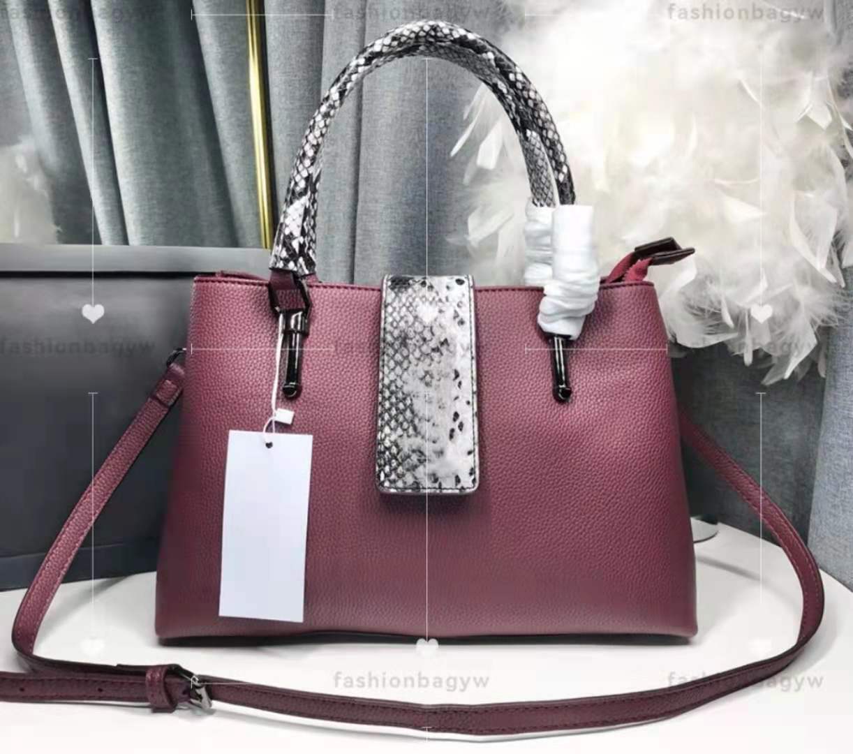 Designer bags Ladies luxury SL handbag Leather design serpentine handle Socialite style fashion expensive highest quality handbags shoulder bag, 222222
Designer bags Ladies luxury SL handbag Leather design serpentine handle Socialite style fashion expensive highest quality handbags shoulder bag, 222222
