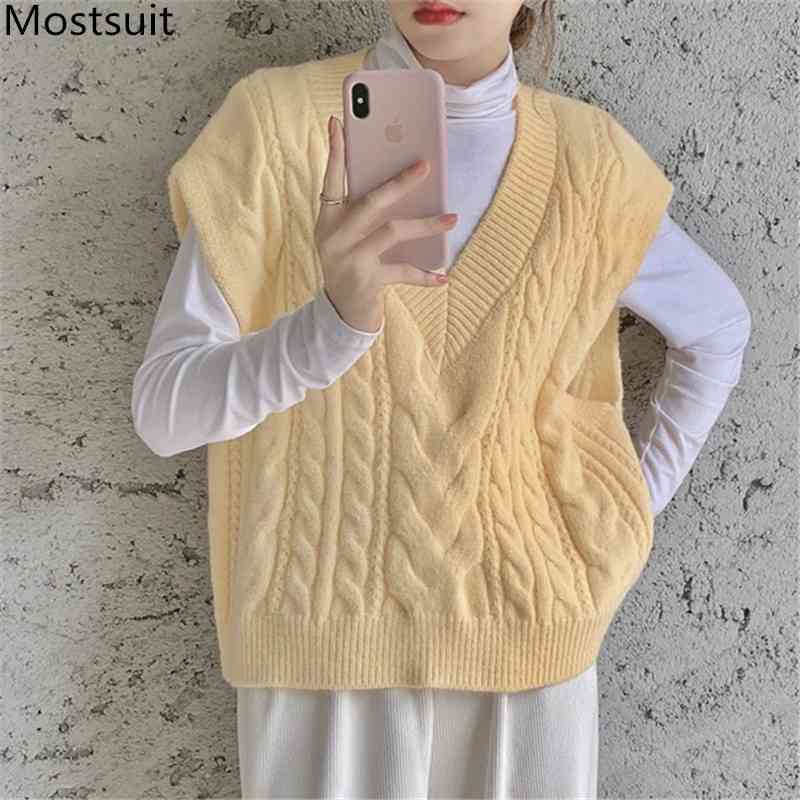 Twisted Knitted Korean V-neck Sweater Vest Women Sleeveless Fashion Loose Pullovers Tops Ladies Female Casual Femme 210518, Beige
Twisted Knitted Korean V-neck Sweater Vest Women Sleeveless Fashion Loose Pullovers Tops Ladies Female Casual Femme 210518, Beige
