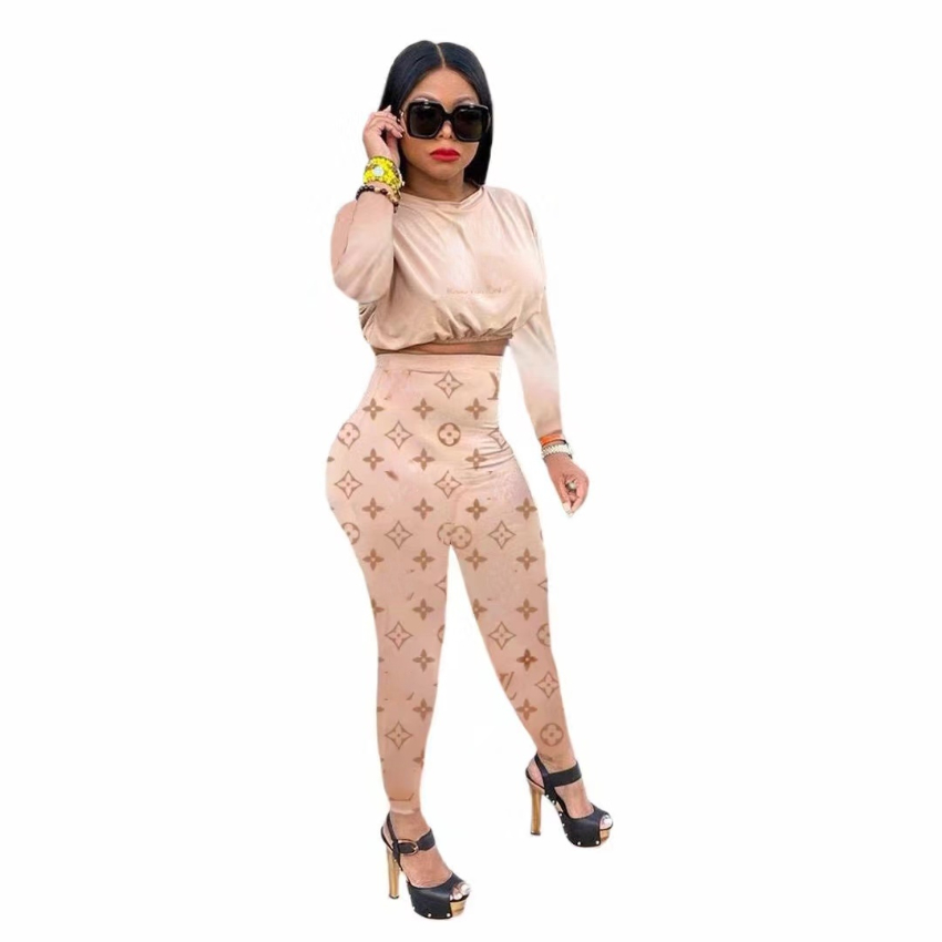 Designer Women' Tracksuits Slim Pants and T-shirt Sets Brand Letter Printing High Quality Plus Size Clothing for Women, Black
Designer Women' Tracksuits Slim Pants and T-shirt Sets Brand Letter Printing High Quality Plus Size Clothing for Women, Black