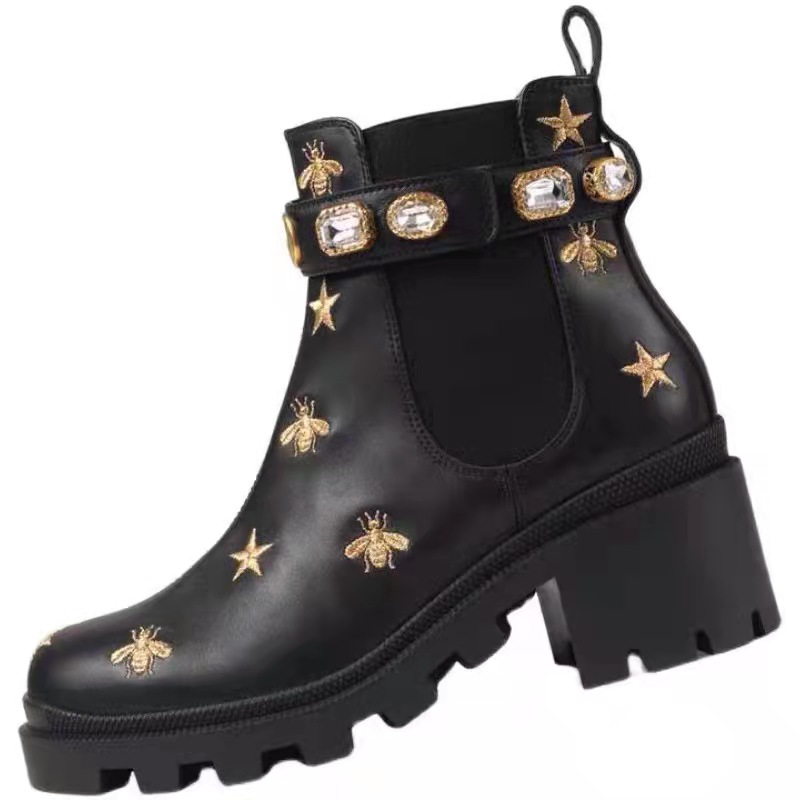 Martin short boots 100% cowhide Belt buckle Metal women Shoes Classic Bee Thick heels Leather designer High heeled Fashion Diamond Lady boot Large35-40, Black+rhinestone
Martin short boots 100% cowhide Belt buckle Metal women Shoes Classic Bee Thick heels Leather designer High heeled Fashion Diamond Lady boot Large35-40, Black+rhinestone
