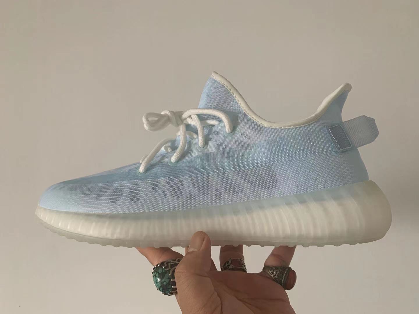mono clay blue enflame amber 2021 V2 basf shoes 700 sunflower brightblue Sulfur linen cinder reflective tail light earth marsh breds oreos beluga running sneakers, 700 right blue
mono clay blue enflame amber 2021 V2 basf shoes 700 sunflower brightblue Sulfur linen cinder reflective tail light earth marsh breds oreos beluga running sneakers, 700 right blue