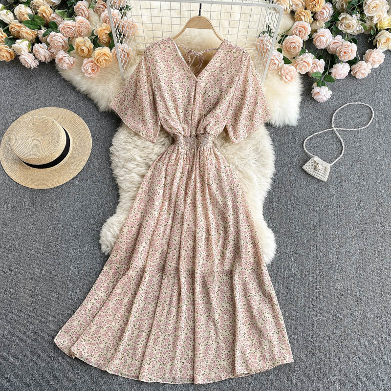 Elastic Ruched V Neck Short Sleeve A-line Dresses Summer Bohemian Print Beach Mididresses For Women French Floral Dress 210521