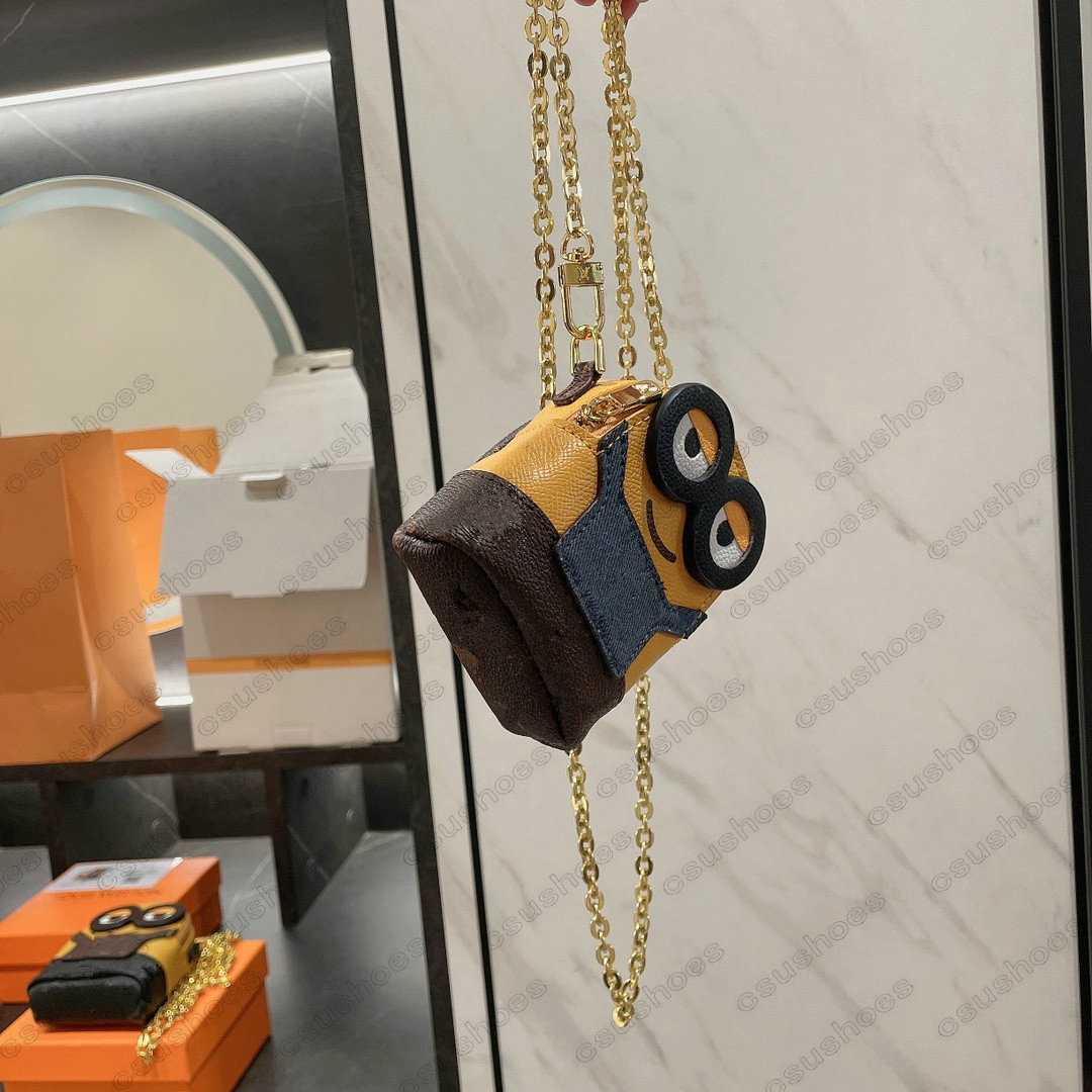 Designer MINI Minions Chain Bag Luxurys Lipstick Bags Luxury fashion bag Keys Holder Purses Cute Cartoon Coin Cases Cowboy Stitching, For different price;no bag
Designer MINI Minions Chain Bag Luxurys Lipstick Bags Luxury fashion bag Keys Holder Purses Cute Cartoon Coin Cases Cowboy Stitching, For different price;no bag