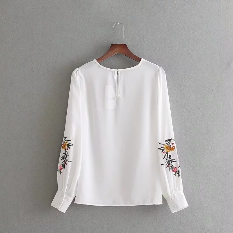 fashion women Floral Embroidered Smock White black shirt Long sleeve blouses Casual Loose tops chemise femme blusas S2638 210430
