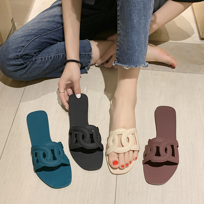 Women Flat Slippers Luxurys Designers Sandals Casual Girl Slides Sandalias Fashion Ladies Beach Women Slipper Shoes, Black
Women Flat Slippers Luxurys Designers Sandals Casual Girl Slides Sandalias Fashion Ladies Beach Women Slipper Shoes, Black