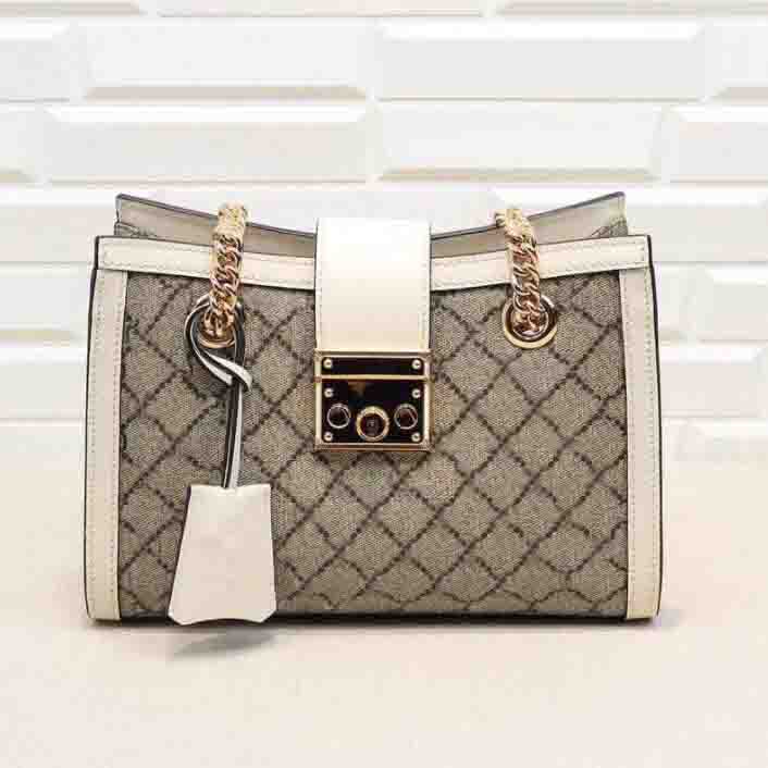 Classic Letter Padlock Metallic Large Capacity Women Tote Bag Handbags Purses Fashion Cross body High Quality Wallet
Classic Letter Padlock Metallic Large Capacity Women Tote Bag Handbags Purses Fashion Cross body High Quality Wallet