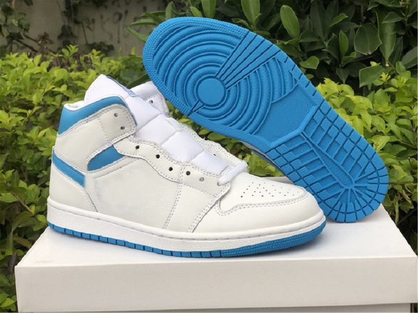 High Quality multi-color stitching men Shoes laser blue 1 Mid SE Varsity purple BasketballShoes wheat 1s Day of the Dead Suede womens Outdoors Sneakers color league, 04
High Quality multi-color stitching men Shoes laser blue 1 Mid SE Varsity purple BasketballShoes wheat 1s Day of the Dead Suede womens Outdoors Sneakers color league, 04