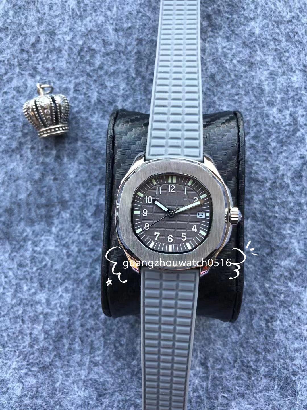watch Measuring 35.6 X 9.5mm, sleek octagonal case AQUANAUT women's collection remains same as original, maintaining a retro look superb craftsmanship, Gray
watch Measuring 35.6 X 9.5mm, sleek octagonal case AQUANAUT women's collection remains same as original, maintaining a retro look superb craftsmanship, Gray