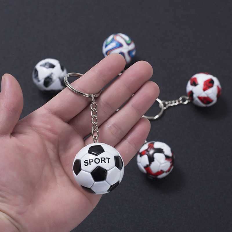 3D Sports Football Key Chains Souvenirs PU Leather Keyring for Men Soccer Fans Keychain Pendant Boyfriend Gifts G1019