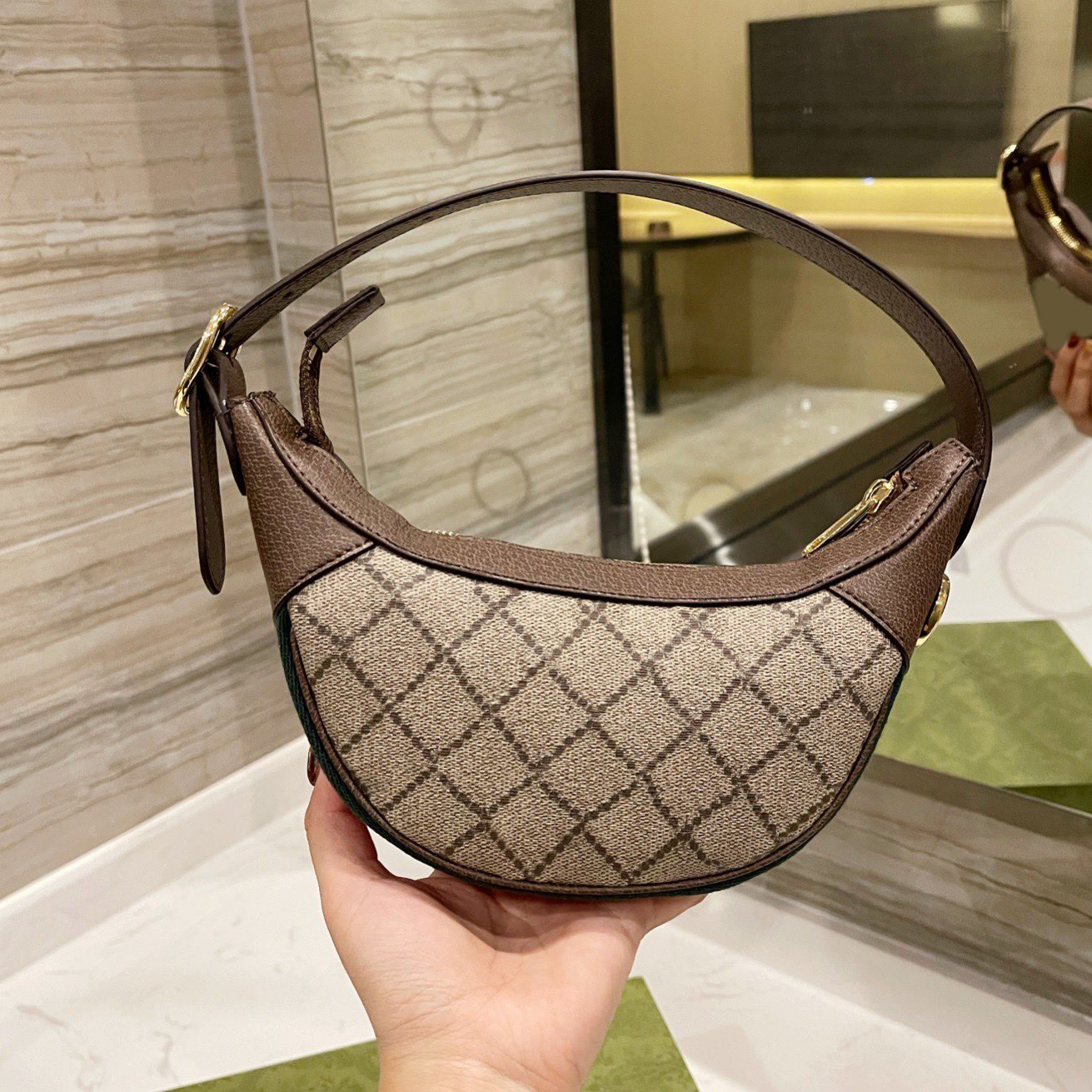 Mini Axillary bags 1955 bag G Fashion women CrossBody Handbag High Quality luxurys Top designers Clutch Shoulder purse Handbags Metallic printing Leather purse, No bags
Mini Axillary bags 1955 bag G Fashion women CrossBody Handbag High Quality luxurys Top designers Clutch Shoulder purse Handbags Metallic printing Leather purse, No bags