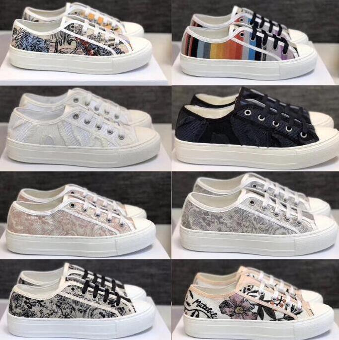 2021 Designer b23 Sneakers WALK n canvas shoes Lace up Oblique Embroidery Low Platform Men Women Outdoor Casual Top Quality Size 36-45, Color 1
2021 Designer b23 Sneakers WALK n canvas shoes Lace up Oblique Embroidery Low Platform Men Women Outdoor Casual Top Quality Size 36-45, Color 1