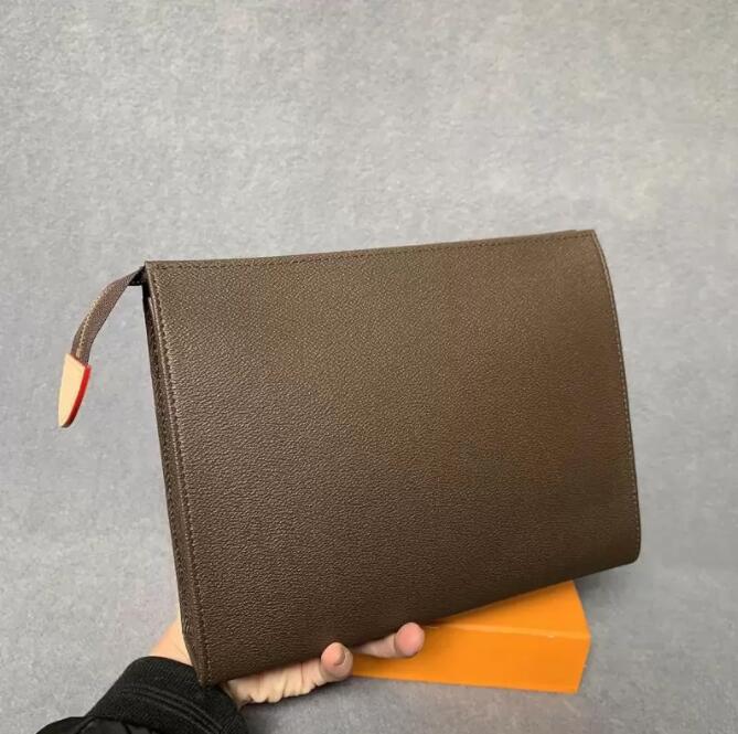 Fashion travel designer cosmetic bags toiletry toilet pouch 26 cm protection beauty case wash bag leather women clutch waterproof canvas men
Fashion travel designer cosmetic bags toiletry toilet pouch 26 cm protection beauty case wash bag leather women clutch waterproof canvas men