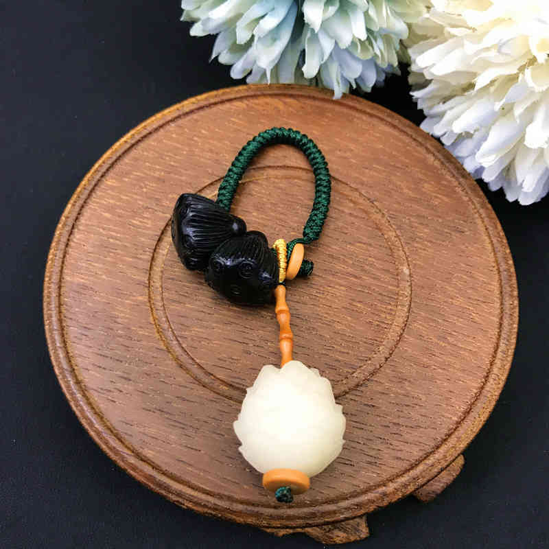 Key Rings Chinese Wind Bodhi Root Carved Lotus Purse Chain Pendant Mahogany Canopy Car
