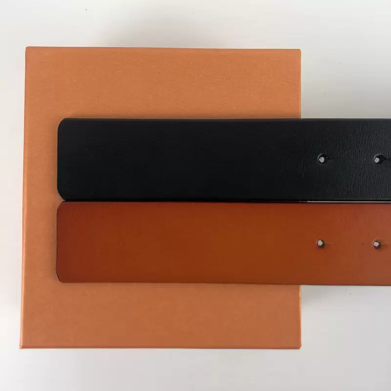 BY High quality fashion women's men's belt, black, gold and silver buckle, classic leisure width 3.8cm belt box, Width 3.8cm with box
BY High quality fashion women's men's belt, black, gold and silver buckle, classic leisure width 3.8cm belt box, Width 3.8cm with box