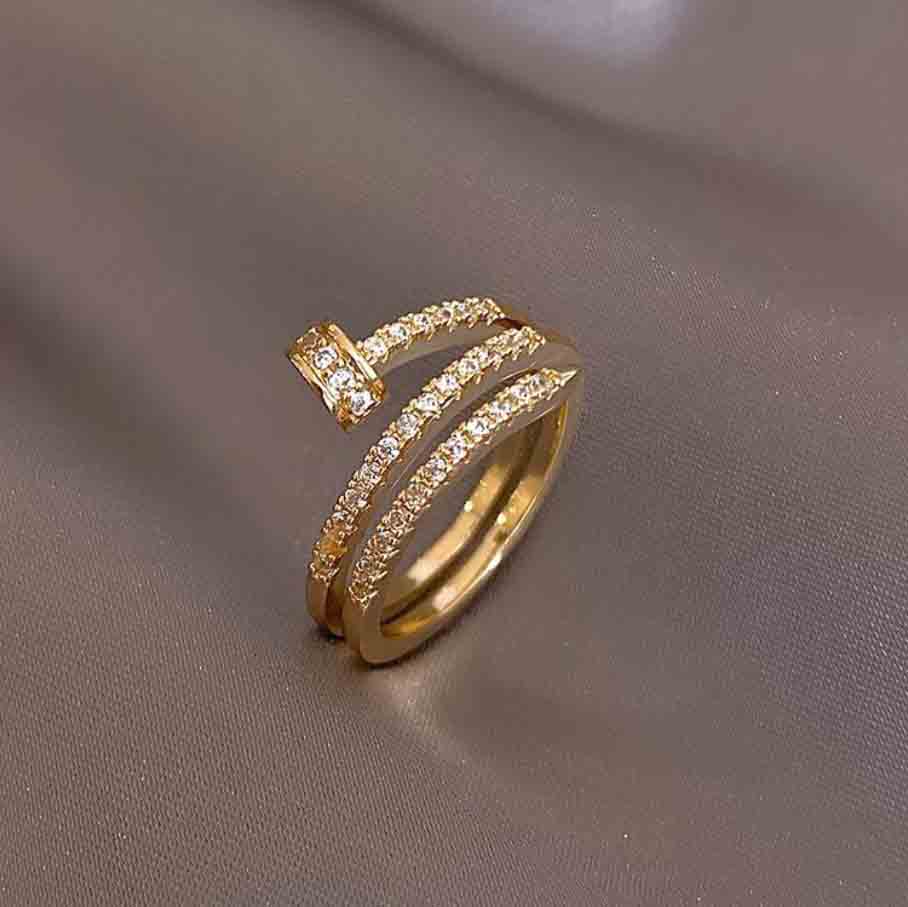 Luxurys fashion designers women double-layer nail full diamond ring shows temperament light simple exquisite personality adjustable size good, Silver
Luxurys fashion designers women double-layer nail full diamond ring shows temperament light simple exquisite personality adjustable size good, Silver