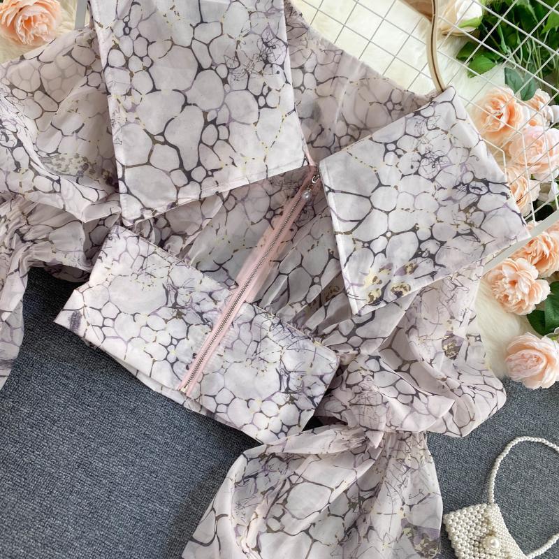 Women's Autumn Spring Blouse European Court Style Retro Puff Sleeve Big Lapel Short Zipper Printed Shirts Female Blusa PL541 210506