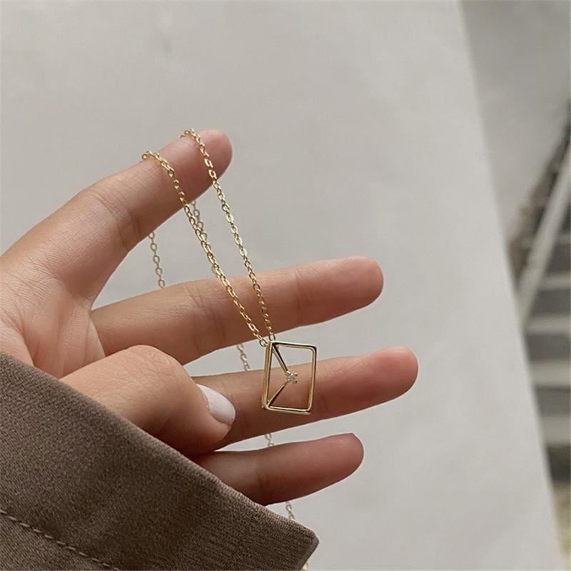 Pendant Necklaces Simple Sterling Copper Inlaid Zircon Envelope Necklace Women Fashion Jewelry Accessories Girlfriend Gift, Silver
Pendant Necklaces Simple Sterling Copper Inlaid Zircon Envelope Necklace Women Fashion Jewelry Accessories Girlfriend Gift, Silver