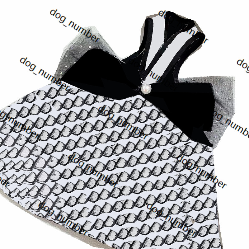 Vintage Design Dogs Cats Dress Dog Apparel Fashion Letters Pets Dresses Coats Autumn Winter Pet Jacket for Chihuahua Bulldog Schnauzer
Vintage Design Dogs Cats Dress Dog Apparel Fashion Letters Pets Dresses Coats Autumn Winter Pet Jacket for Chihuahua Bulldog Schnauzer