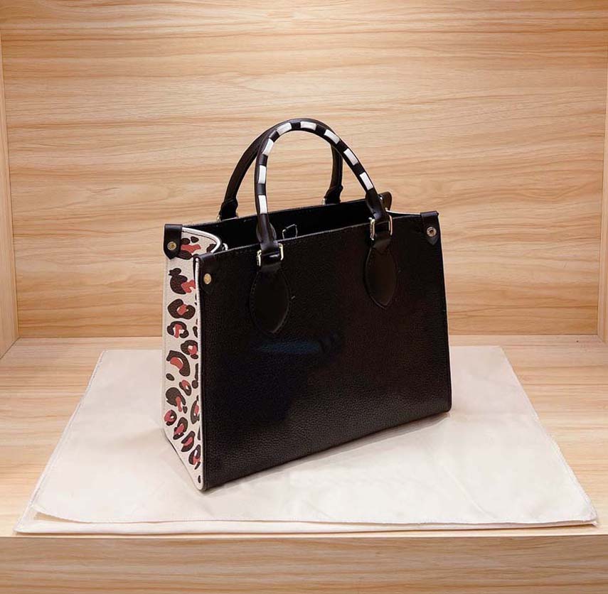 2021 Ladies Handbag Luxury designer handbags Classic bags Totes Floral Brown Original Dust Bag High Quality Wallets Large Shopping Shoulder Drawstring 0017, #4 dust bag
2021 Ladies Handbag Luxury designer handbags Classic bags Totes Floral Brown Original Dust Bag High Quality Wallets Large Shopping Shoulder Drawstring 0017, #4 dust bag