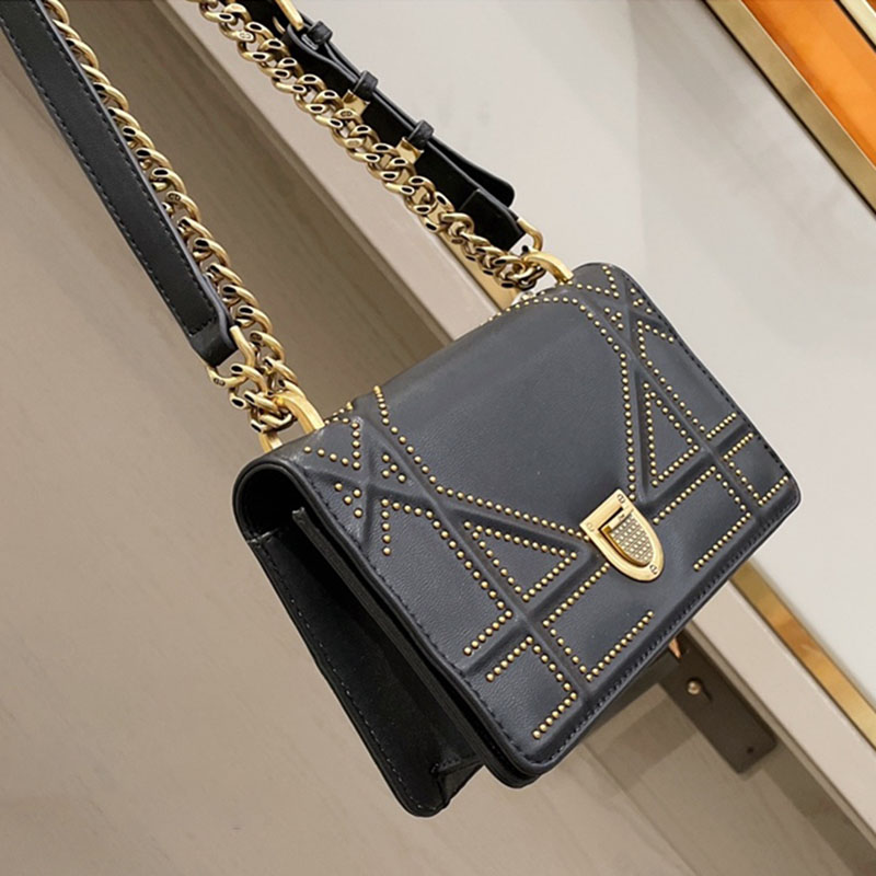 Luxury Designers Shoulder Bag High Quality Crossbody Fashion Women Handbag Leather Chain Strap Handbags Artwork Purse Wallet Coin Holder, Increase freight
Luxury Designers Shoulder Bag High Quality Crossbody Fashion Women Handbag Leather Chain Strap Handbags Artwork Purse Wallet Coin Holder, Increase freight