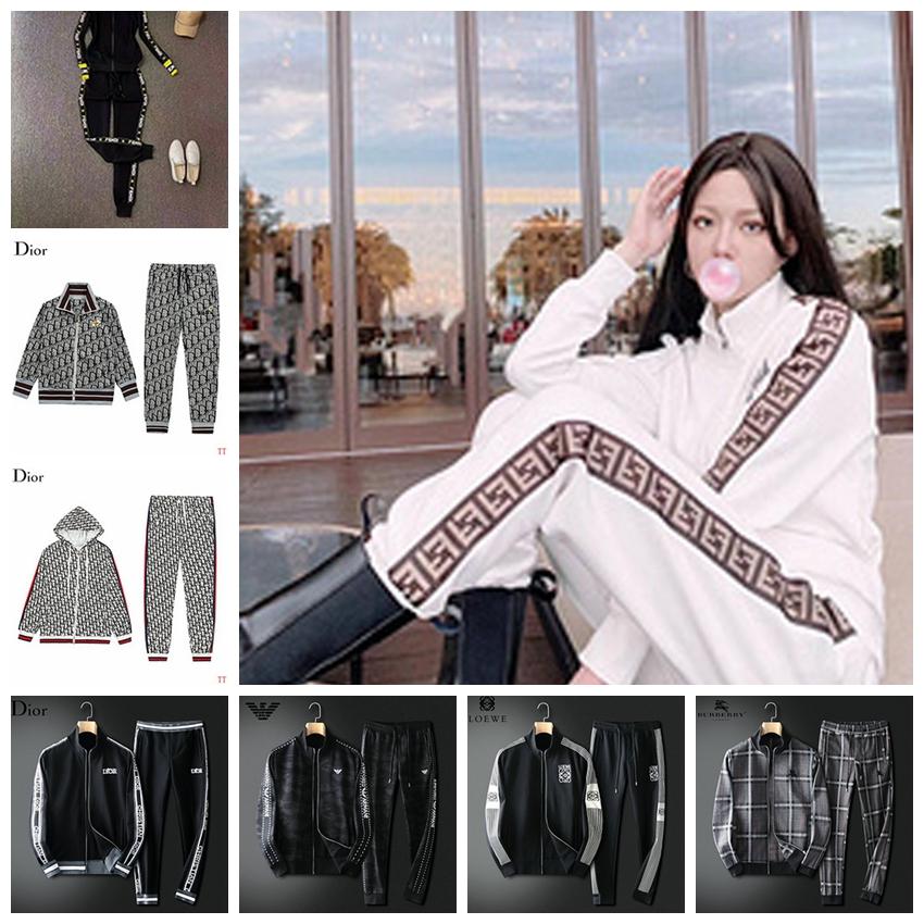 2021 Designer Mens Tracksuits Jackets Sweatshirts Black White Summer Spring Jogger Sporting Suit Men Sweat Tracksuit Two Piece Set Size S-2X, Gray
2021 Designer Mens Tracksuits Jackets Sweatshirts Black White Summer Spring Jogger Sporting Suit Men Sweat Tracksuit Two Piece Set Size S-2X, Gray