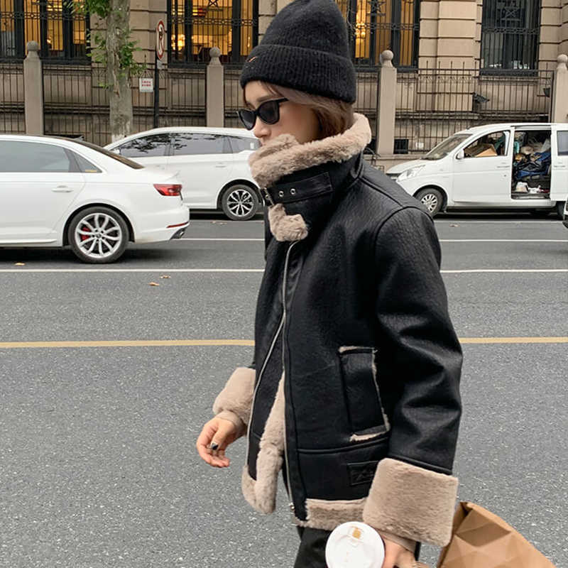 LY VAREY LIN Winter Women Thick Warm Moto Faux Leather OverCoat Loose Zipper Locomotive Lapel Coat PU Jacket 210526