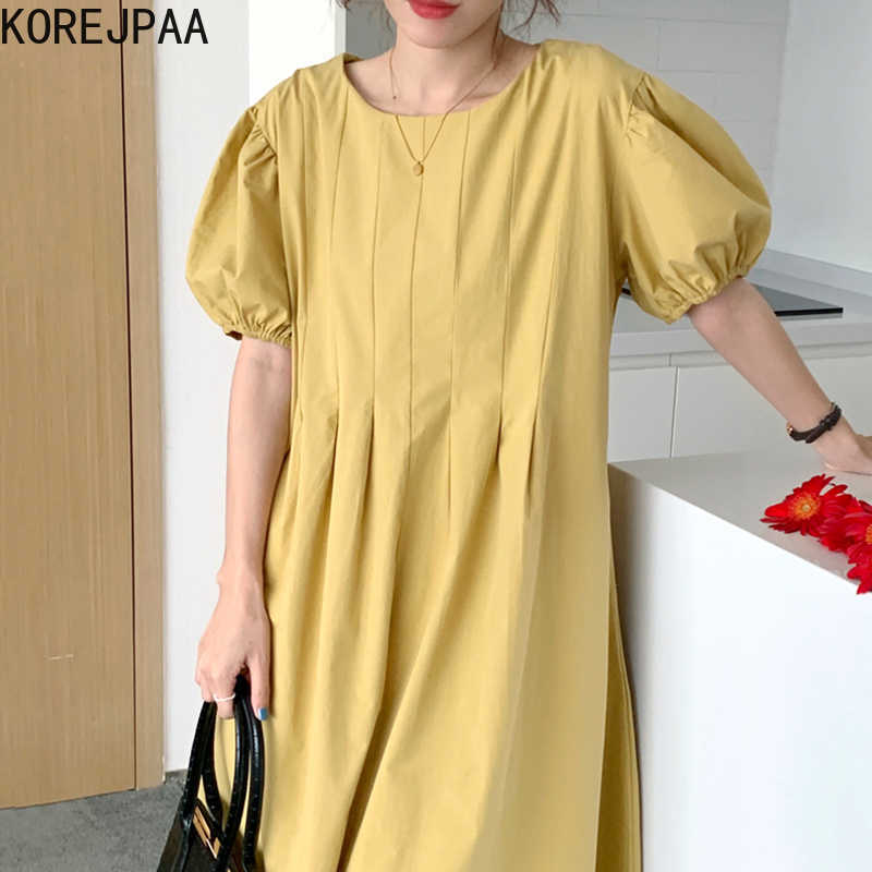 Korejpaa Women Dress Summer Korean Chic Girls Gentle Candy Color White Round Neck Pleated Design Loose Puff Sleeve Vestidos 210526
Korejpaa Women Dress Summer Korean Chic Girls Gentle Candy Color White Round Neck Pleated Design Loose Puff Sleeve Vestidos 210526