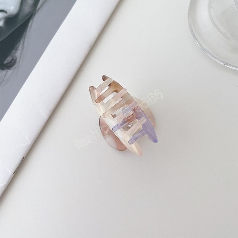 Length 4.5 CM Girls Colorful Hollow Out Hair Clamps Mini Size Claw Clips Korean Women Scrunchies Ponytail Shower Hairpins Hair Accessories 6 Color