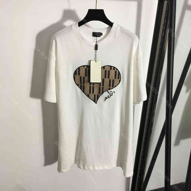 22ss fashion cotton T-shirt women love letter embroidery tshirts loose hip hop t shirt dress ffendd brand logo pullover simple solid color 5A designer womens clothes
22ss fashion cotton T-shirt women love letter embroidery tshirts loose hip hop t shirt dress ffendd brand logo pullover simple solid color 5A designer womens clothes
