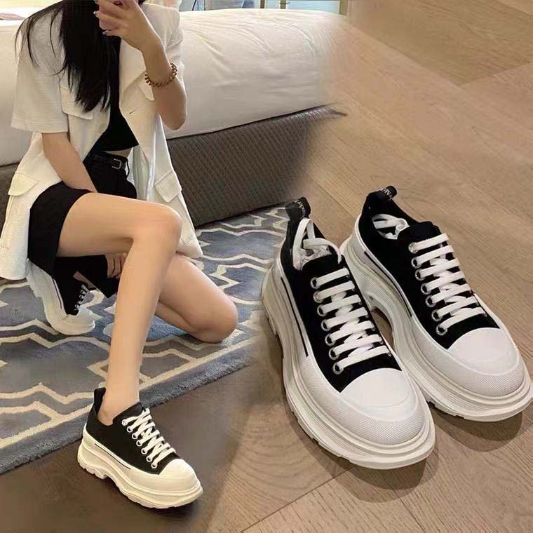 Classics Women Height Increasing Espadrilles Sneakers Thick bottom flat Designer shoe Canvas and Real Lambskin Loafers two tone cap toe Fashion casual shoe home011, #12
Classics Women Height Increasing Espadrilles Sneakers Thick bottom flat Designer shoe Canvas and Real Lambskin Loafers two tone cap toe Fashion casual shoe home011, #12